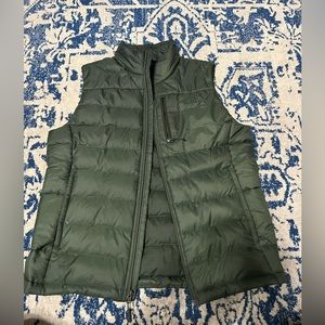 The North Face Hunter Green Puffer Vest Size Medium